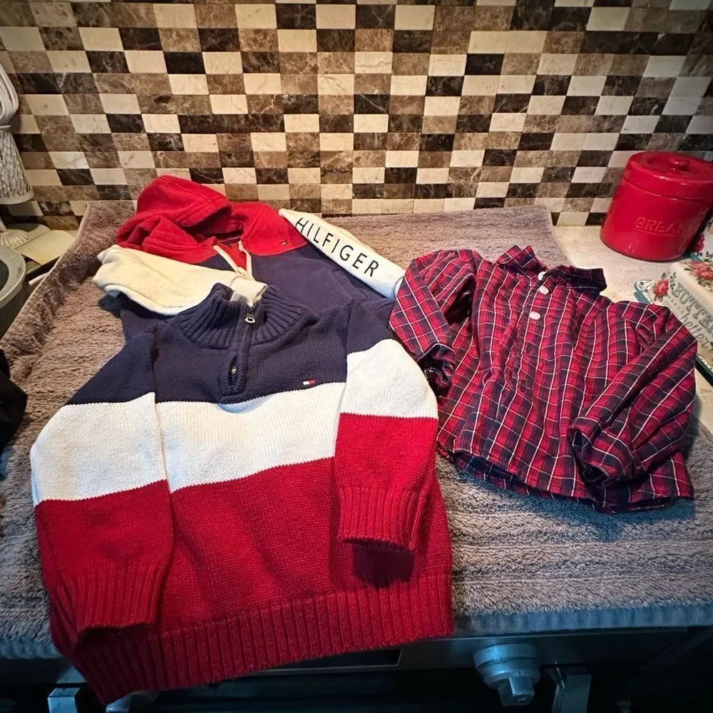Vintage Tommy Hilfiger Colorblock Sweater and Plaid Shirt Set